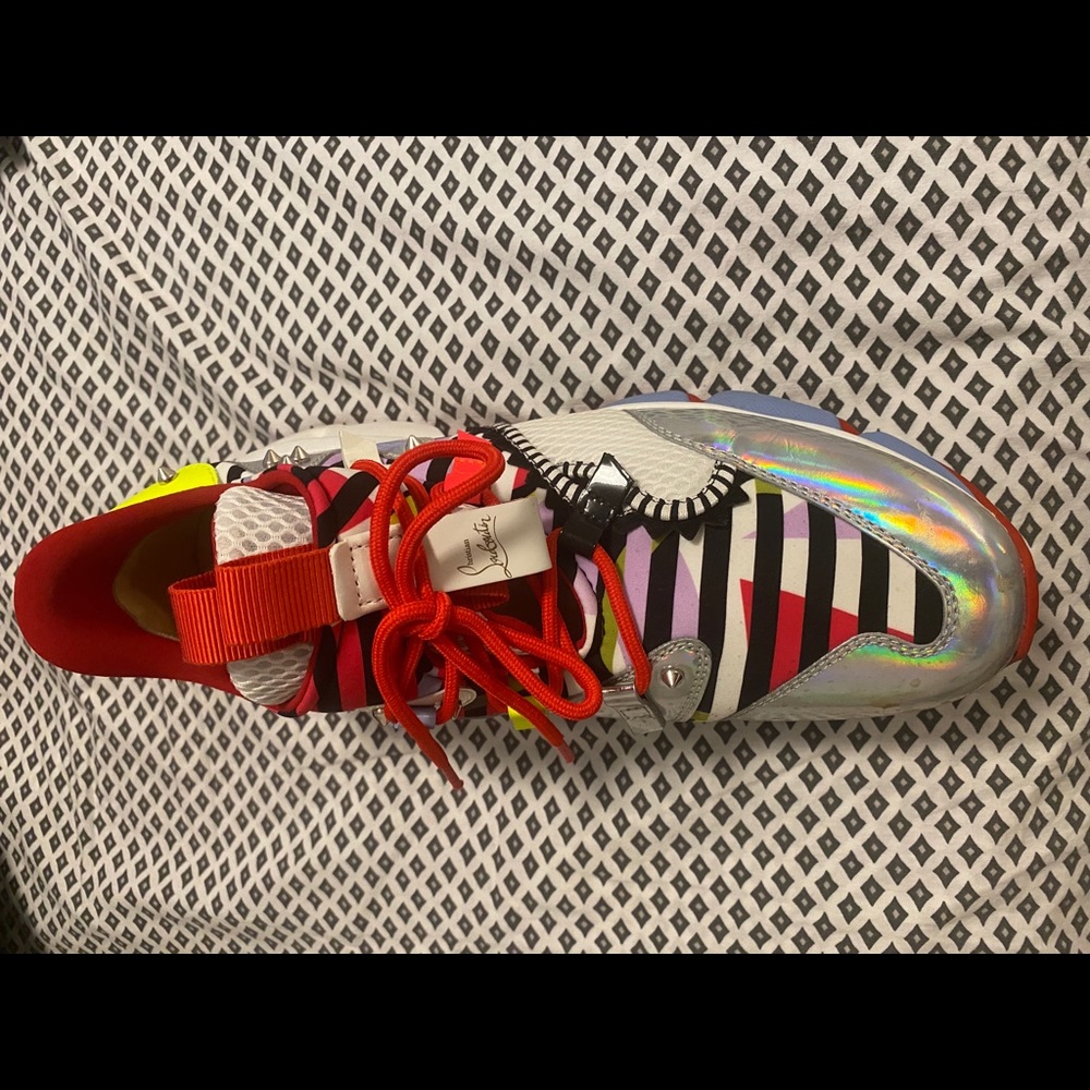 Sneakers - Picture 3 of 5
